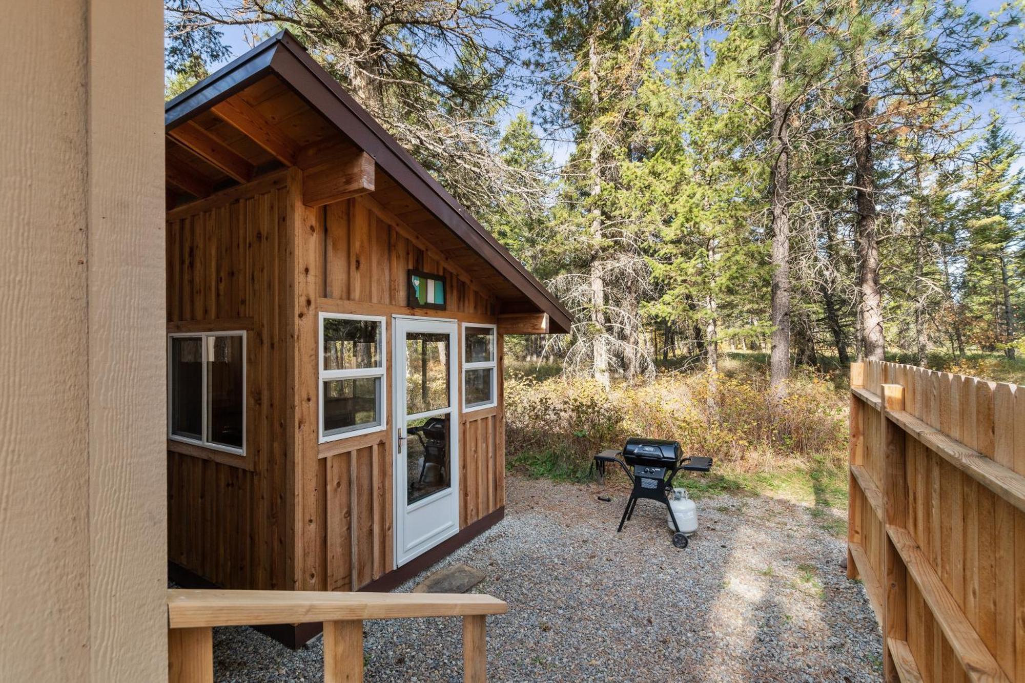 Fort Williamson Glacier Vacation Rentals Columbia Falls Exterior photo